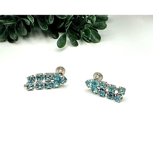 Vintage Blue Zircon Cluster Screw Back Earrings Silver Midcentury Jewelry - Picture 2 of 3